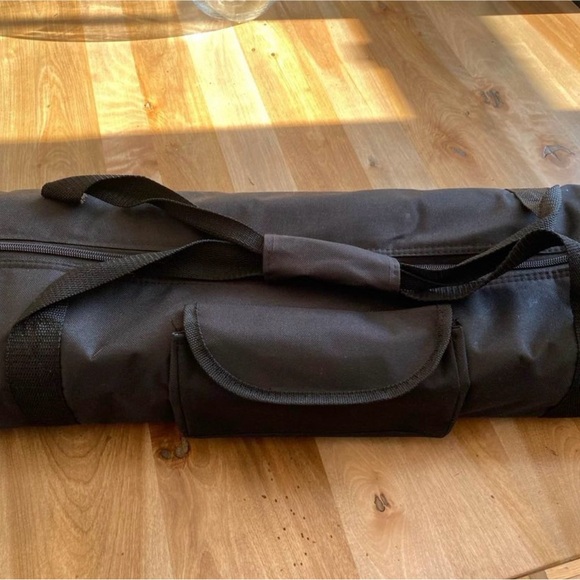 Backdrop with case - Picture 2 of 2